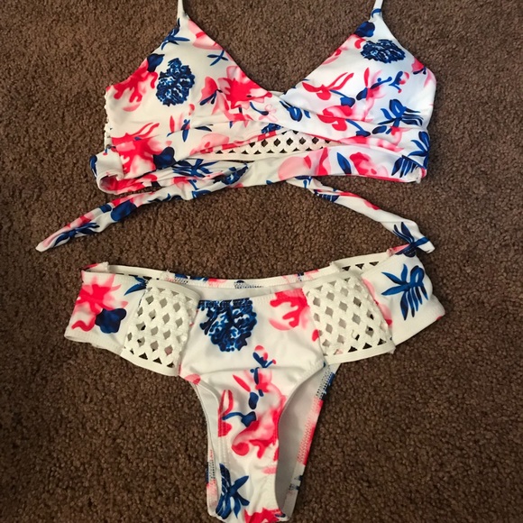 Tilly's Other - SMALL BRAND NEW NEVER WORN BIKINI